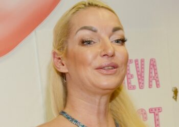 Волочкова: «На пение меня благословила Пугачева»