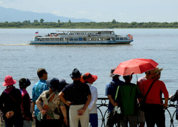 Для совершения круизов по Амуру построят два новых судна