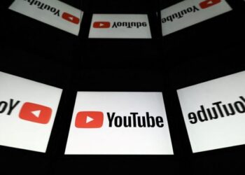 Роскомнадзор запретил операторам ускорять YouTube