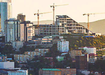 Путин назвал важным своевременное строительство жилья для военных на Дальнем Востоке