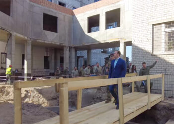 Хирургический центр на 100 мест появится в ЛНР