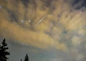 Пересекающиеся метеоритные потоки достигнут своего пика в ноябре, создав космическое шоу