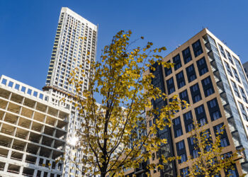 Надежно и безопасно: что происходит с рынком новостроек в Москве