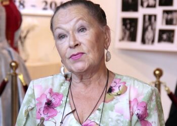 Мошенники довели Рязанову до сердечного приступа