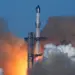 Ракета SpaceX развалилась на части во время испытательного полёта
