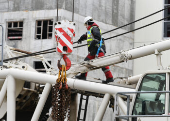 Токаев не исключил строительство второй и третьей АЭС в Казахстане