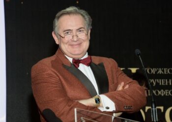 Юрий Стоянов: «Телефонные мошенники — это такая чума XXI века»