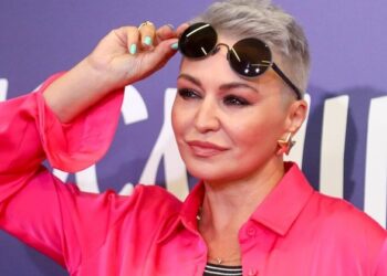 Катю Лель обругали за звание