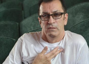 «Буйнов ведет себя достойно»