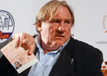 Зачем Депардье выдали кредиты в России?