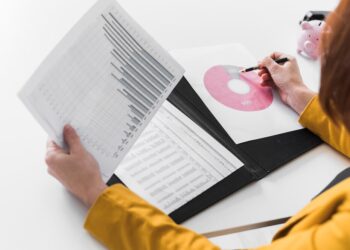 Аудит контекстной рекламы — как данные помогают улучшить ROI и общую стратегию