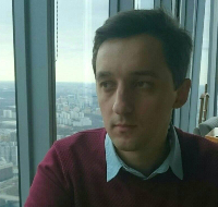 Медведев дал совет Макрону