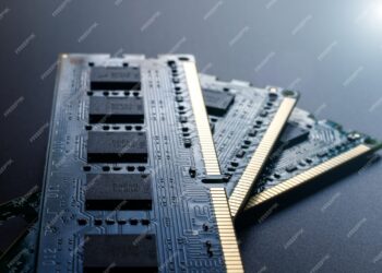 От проекта к готовому изделию:  путешествие печатной платы