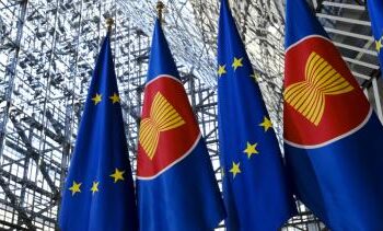 ЕС и США продолжают попытки урегулировать экономические разногласия, заявил эксперт