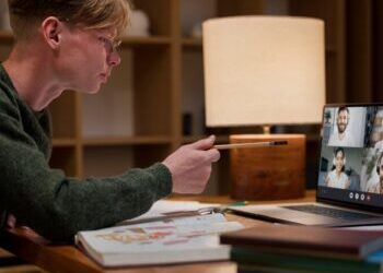 Программы дополнительного образования: как подобрать оптимальный вариант.