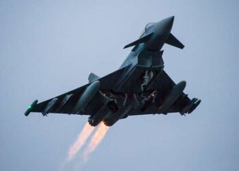 B-2: стелс-бомбардировщики США могут ударить по иранским подземным объектам