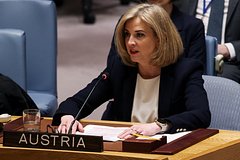 Австрия заявила о готовности вступить в НАТО из-за России