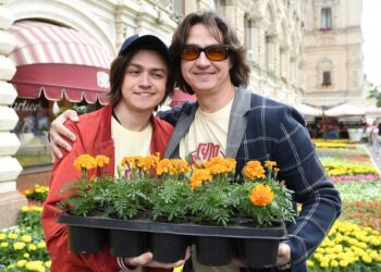 Сын Филина решил не возвращаться в Россию