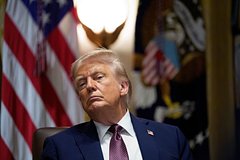 Трамп допустил арест экс-глав ЦРУ и ФБР за фейки о России