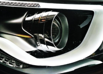 Популярные виды услуг по тюнингу оптики: Как улучшить свет и стиль вашего автомобиля