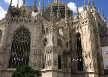 Не стало легенды мировой моды Армани — вся Италия скорбит