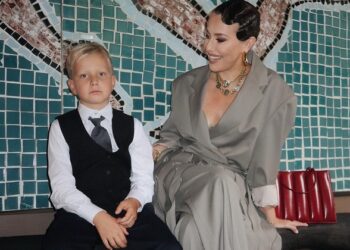 Собчак против гаджетов для сына