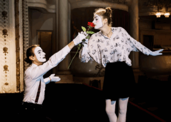 Школа актёрского мастерства: как раскрыть талант и построить карьеру на сцене