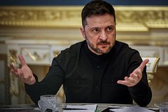 В Киеве увидели второй фронт против Украины на Западе